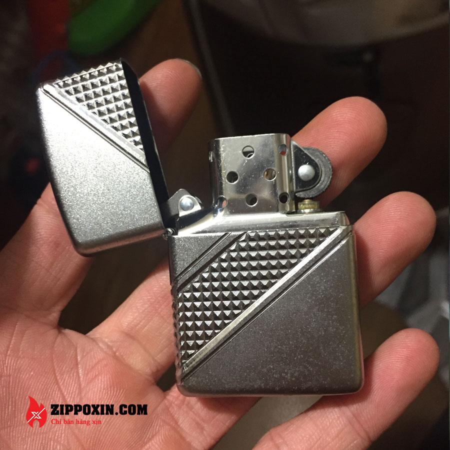 Bật lửa Zippo COTY 2016 Facet Collectible of the Year 29151-3