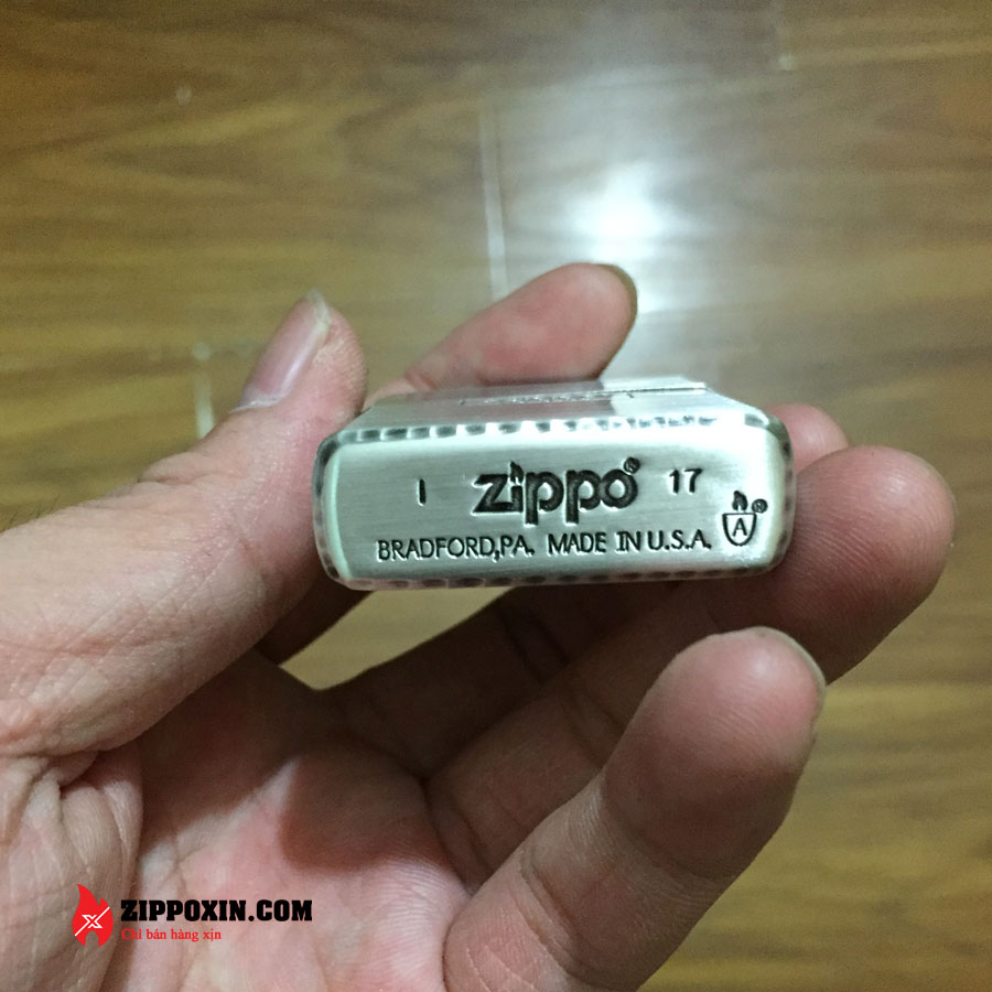 Bật lửa Zippo vỏ dày limited mạ bạc viền gõ búa ZBT-3-28C-5