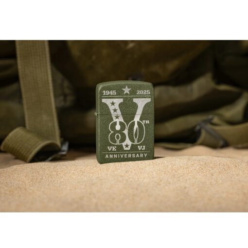 Zippo VE/VJ Day-80th Anniversary Collectible Steel Case – 46949 - Hình ảnh 10